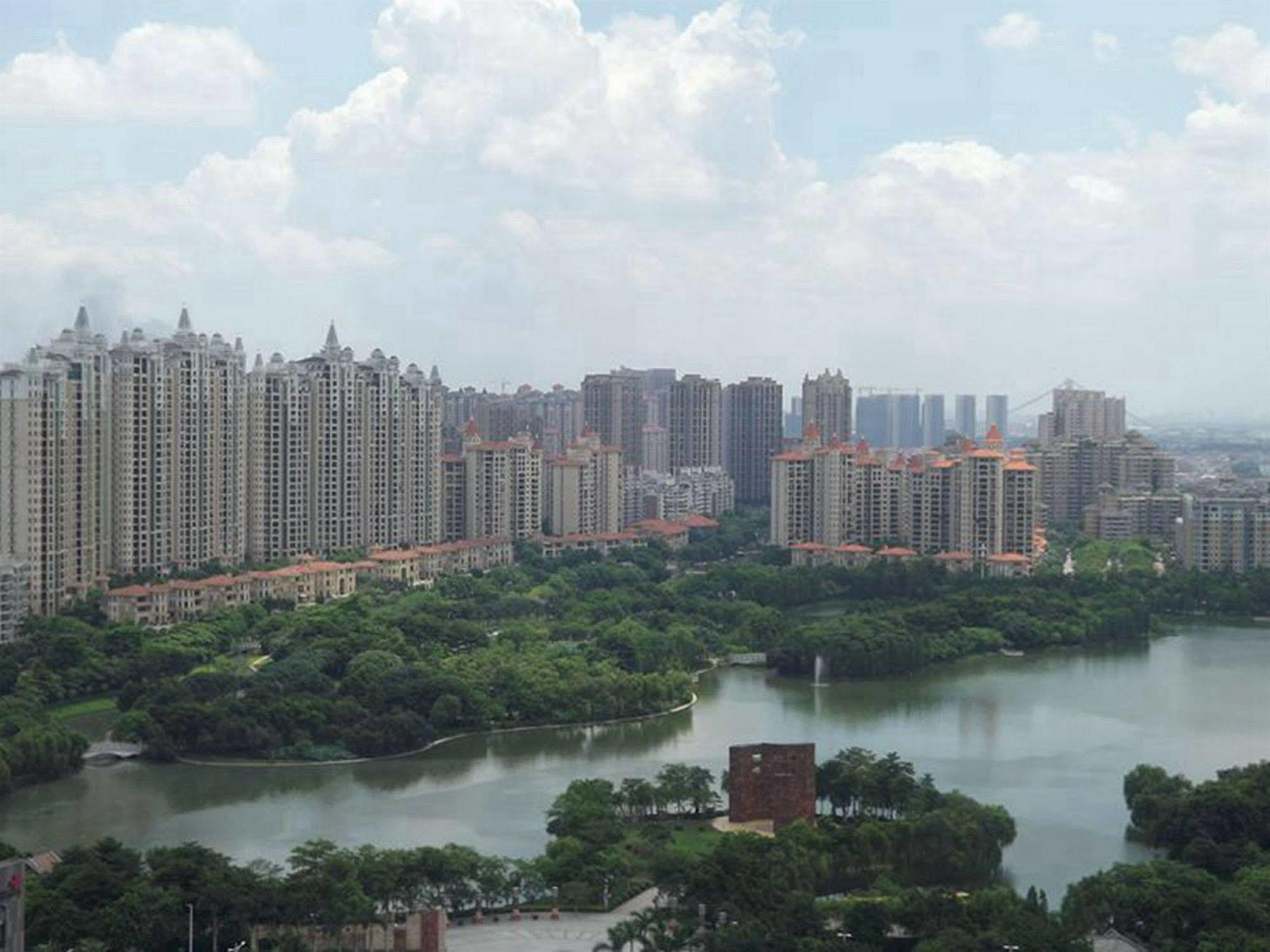 Private Enjoy Home Apartment Foshan Eksteriør bilde